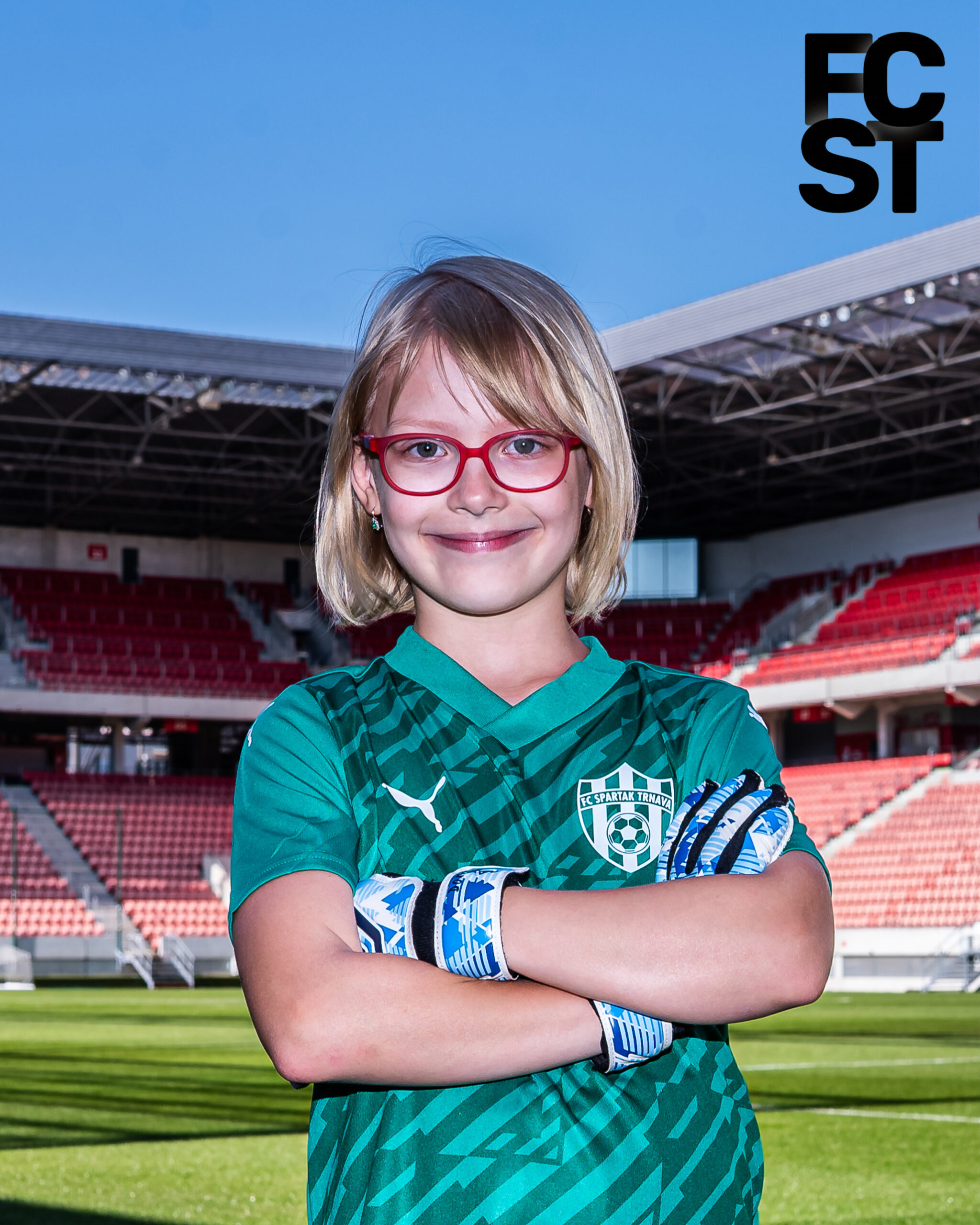 Dominika H&yacute;llov&aacute;